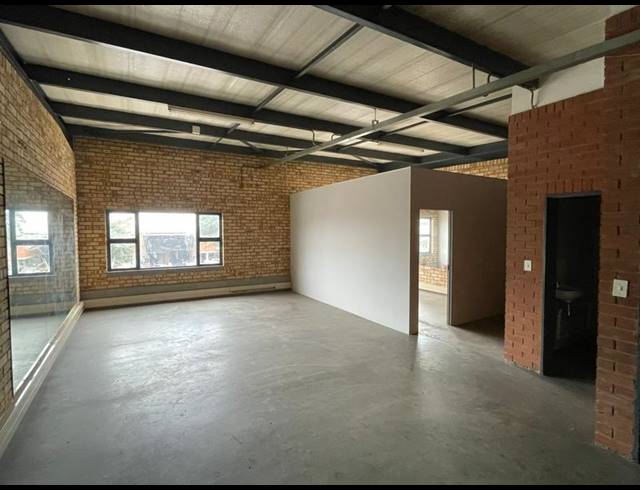 INDUSTRIAL PROPERTY TO RENT IN HENNOPSPARK